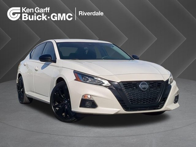 2022 Nissan Altima 2.5 SR FWD photo