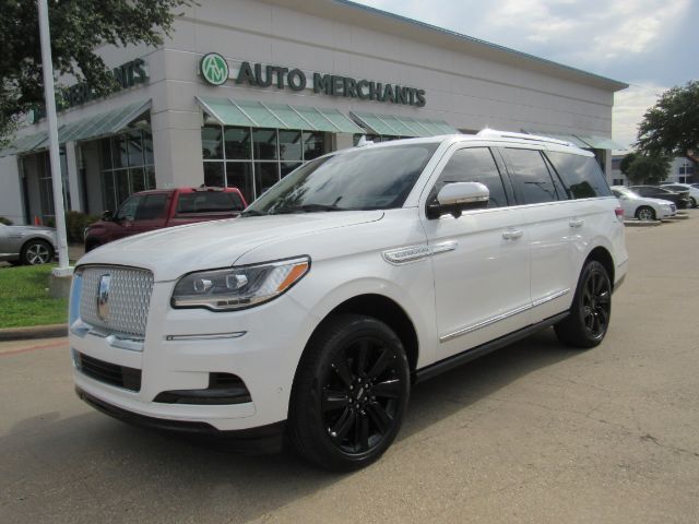 2022 Lincoln Navigator Reserve RWD photo