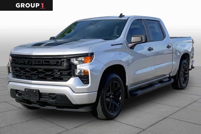 2022 Chevrolet Silverado 1500 Custom 4WD photo