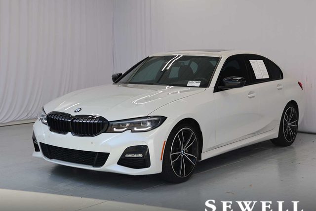 2022 BMW 3 Series 330i RWD photo