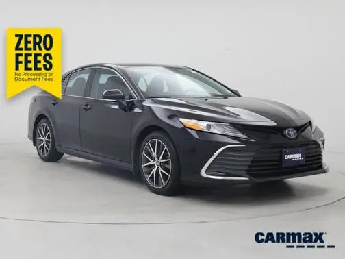 2022 Toyota Camry Hybrid XLE FWD photo