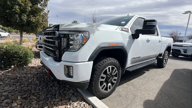 2022 GMC Sierra 2500HD AT4 4WD photo