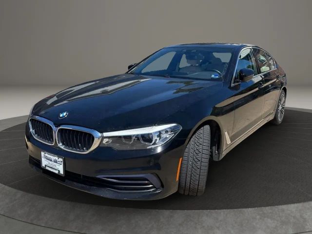 2019 BMW 5 Series 530i RWD photo