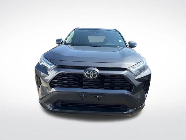 2022 Toyota RAV4 XLE AWD photo