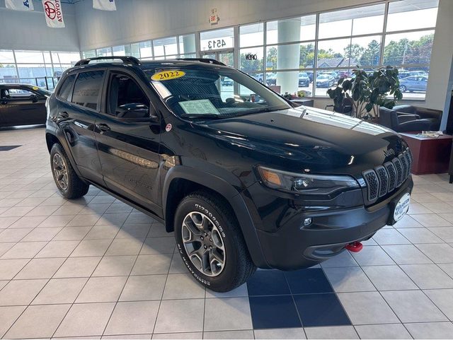 2022 Jeep Cherokee Trailhawk 4WD photo