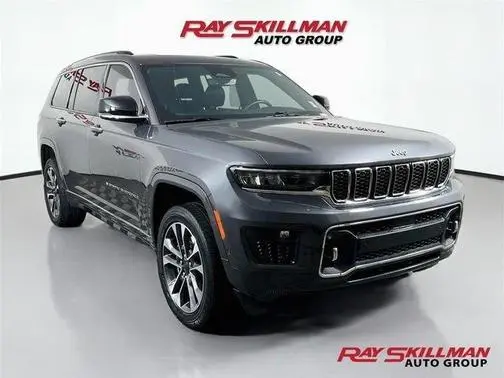 2022 Jeep Grand Cherokee L Overland 4WD photo