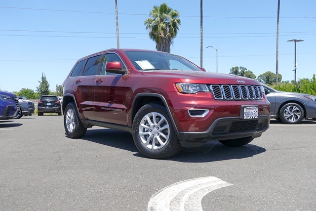 2022 Jeep Grand Cherokee Laredo E RWD photo