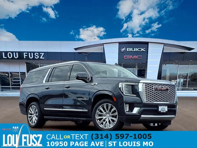 2022 GMC Yukon XL Denali 4WD photo