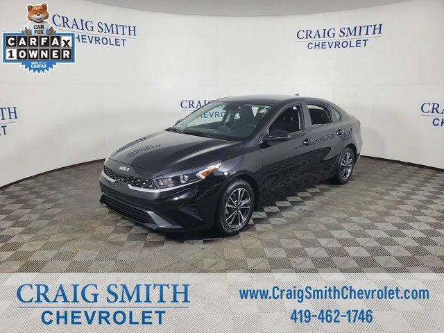 2022 Kia Forte LXS FWD photo