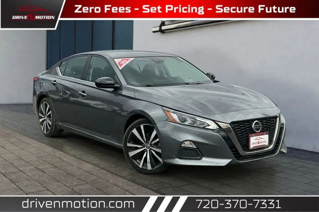 2021 Nissan Altima 2.5 SR FWD photo