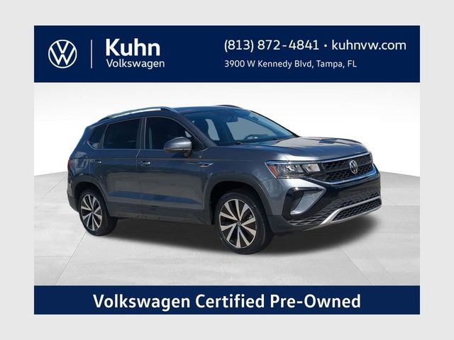 2022 Volkswagen Taos SE FWD photo