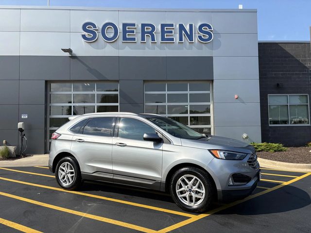2022 Ford Edge SEL AWD photo