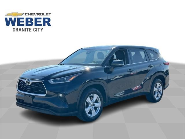 2021 Toyota Highlander LE FWD photo
