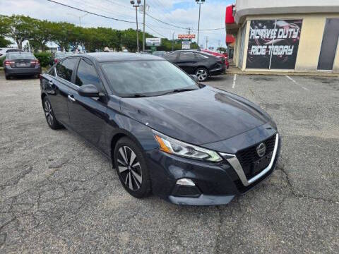 2022 Nissan Altima 2.5 SV FWD photo