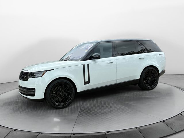 2022 Land Rover Range Rover SE AWD photo