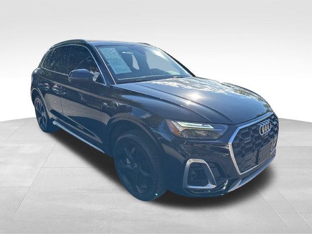 2022 Audi Q5 S line Premium Plus AWD photo