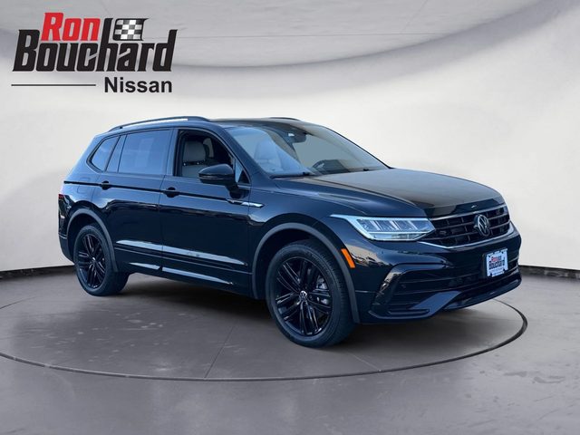 2022 Volkswagen Tiguan SE R-Line Black AWD photo