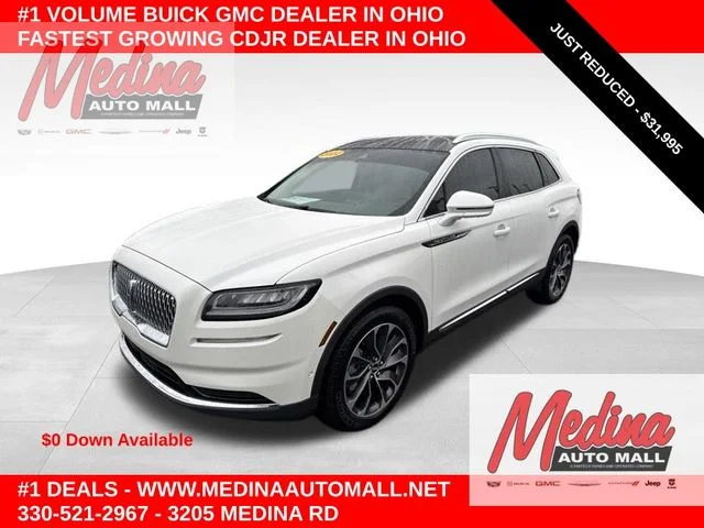 2022 Lincoln Nautilus Reserve AWD photo