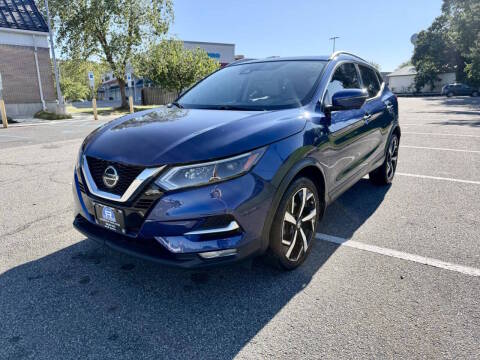 2022 Nissan Rogue Sport SL AWD photo