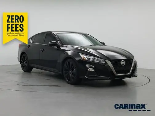 2022 Nissan Altima 2.5 SR FWD photo