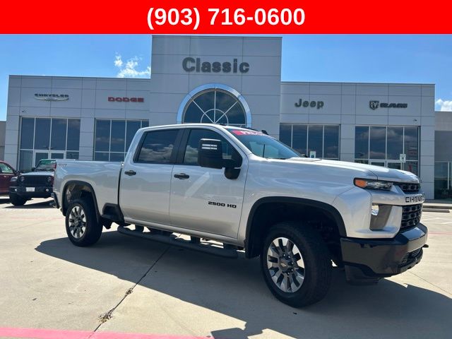 2022 Chevrolet Silverado 2500HD Custom 4WD photo