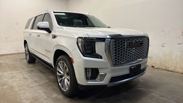 2021 GMC Yukon XL Denali RWD photo