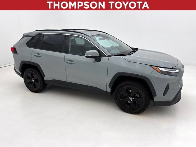 2022 Toyota RAV4 XLE AWD photo