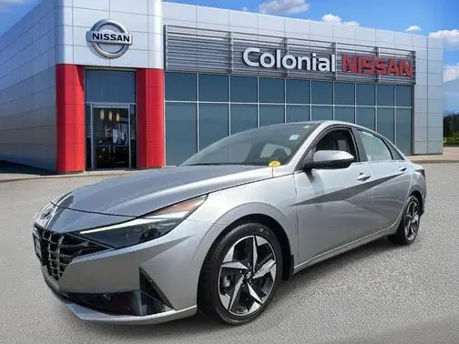 2022 Hyundai Elantra Limited FWD photo