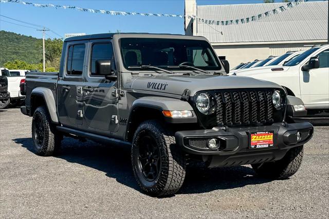 2022 Jeep Gladiator Willys Sport 4WD photo