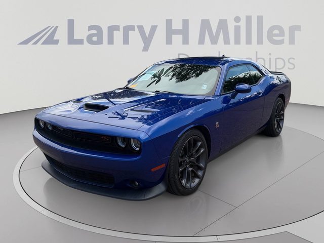 2022 Dodge Challenger R/T Scat Pack RWD photo