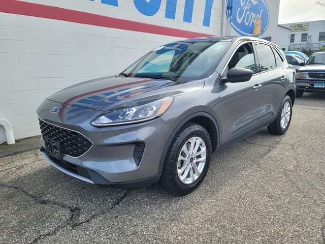 2022 Ford Escape SE AWD photo