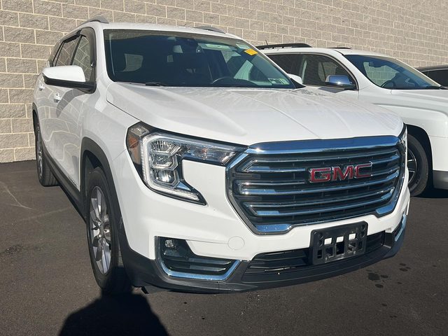 2022 GMC Terrain SLT AWD photo