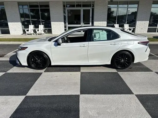 2021 Toyota Camry XSE V6 FWD photo