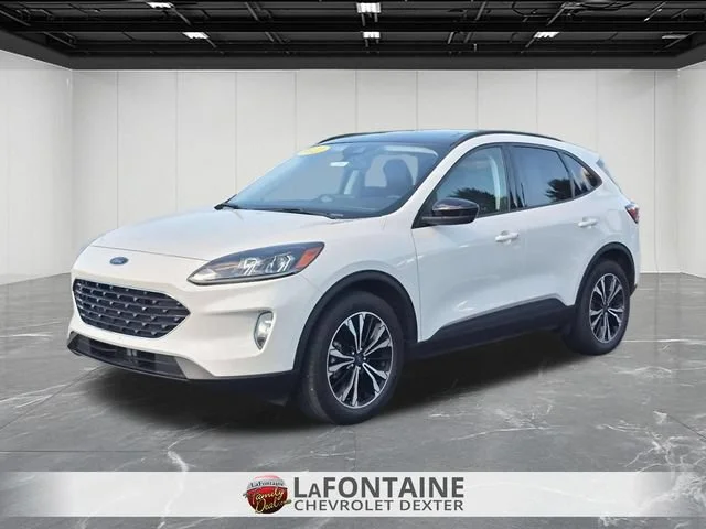 2022 Ford Escape SEL AWD photo