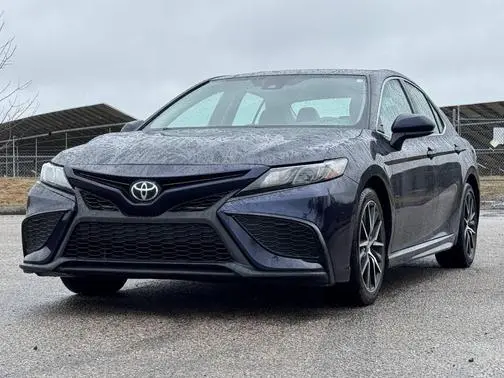 2021 Toyota Camry SE FWD photo
