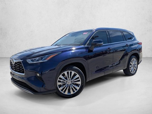 2022 Toyota Highlander Platinum FWD photo