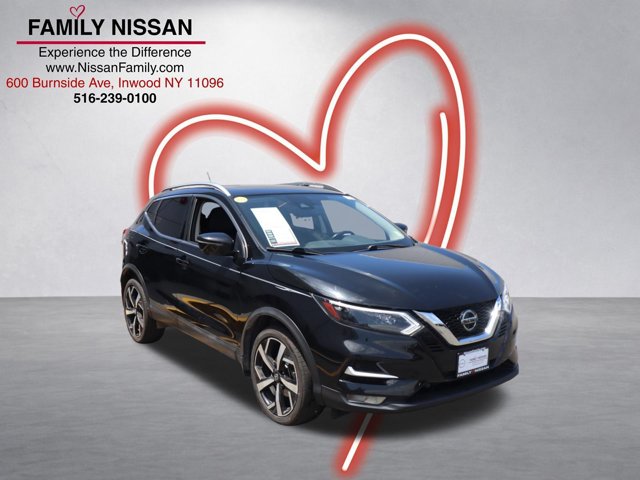 2022 Nissan Rogue Sport SL AWD photo