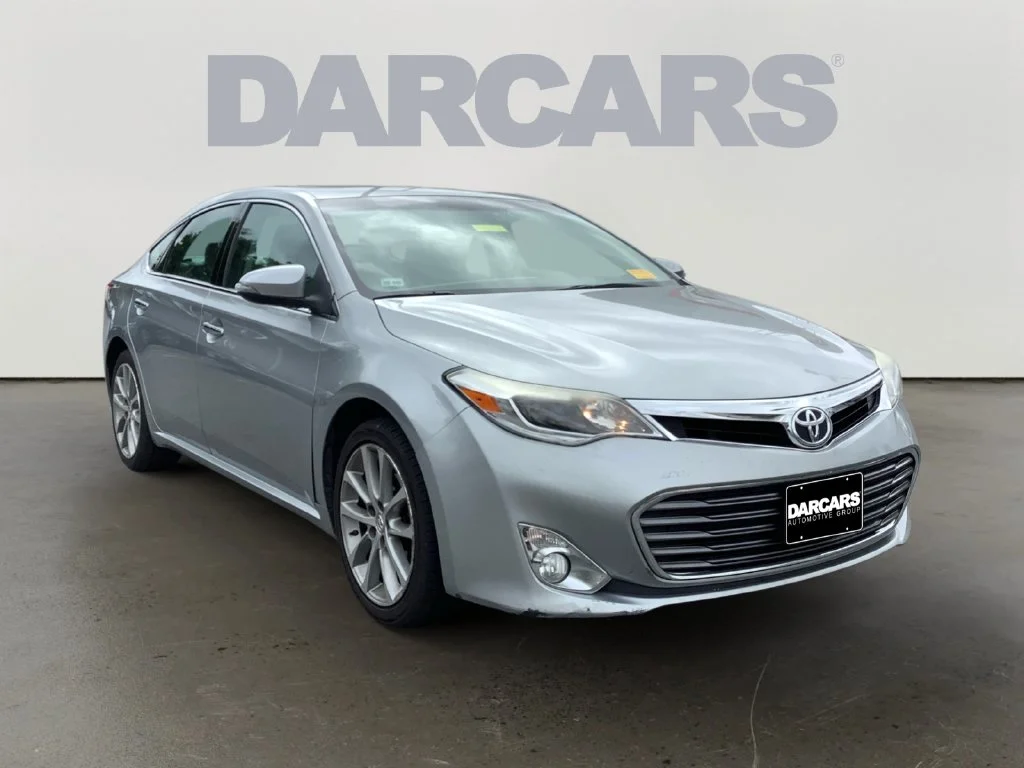 2015 Toyota Avalon XLE Touring FWD photo