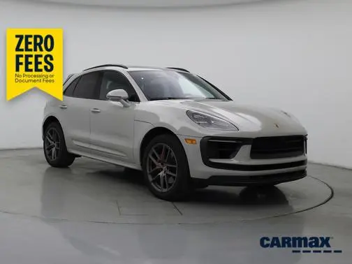 2022 Porsche Macan S AWD photo