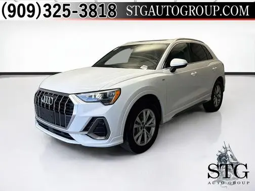 2022 Audi Q3 S line Premium AWD photo