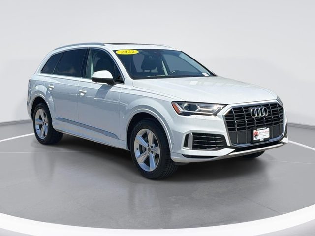 2022 Audi Q7 Premium AWD photo