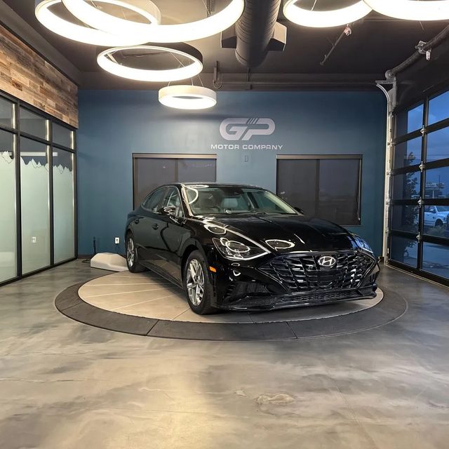 2022 Hyundai Sonata SEL FWD photo