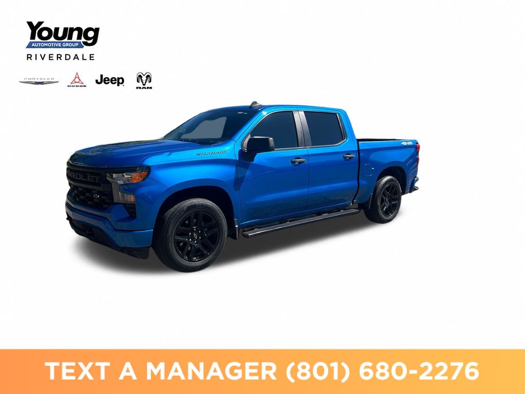 2022 Chevrolet Silverado 1500 Custom 4WD photo