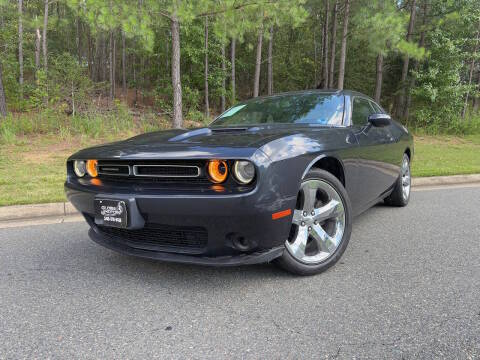 2019 Dodge Challenger SXT RWD photo