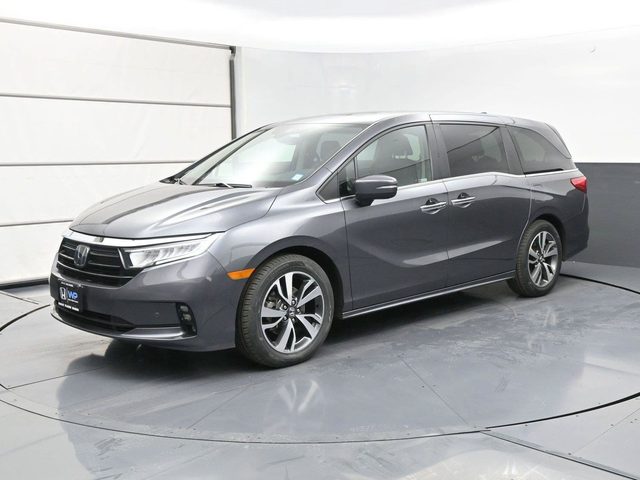 2022 Honda Odyssey Touring FWD photo