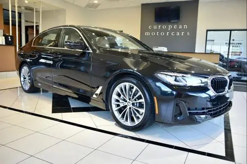 2022 BMW 5 Series 530i xDrive AWD photo
