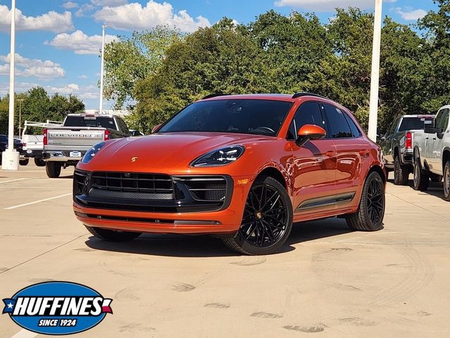 2022 Porsche Macan GTS AWD photo