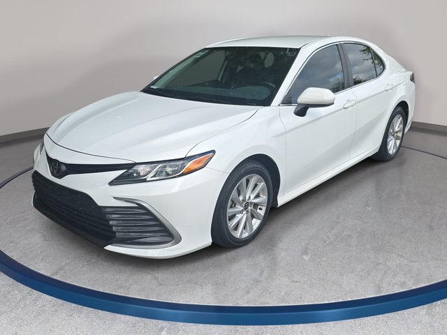 2022 Toyota Camry LE FWD photo