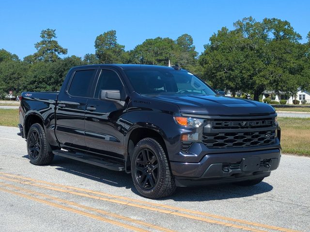 2022 Chevrolet Silverado 1500 Custom 4WD photo