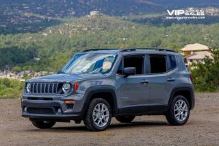 2022 Jeep Renegade Latitude 4WD photo